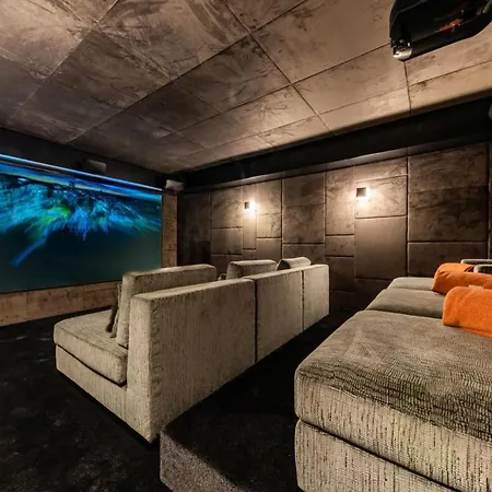Ski In Ski Out Luxury Chalet * Val Thorens