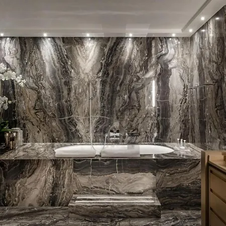 Apartment Ski In Ski Out Luxury Chalet Val Thorens